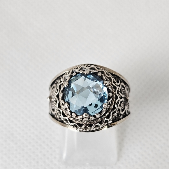 HSN Jewelry - Genuine Blue Topaz Ring in Sterling Silver Size 9! 💙